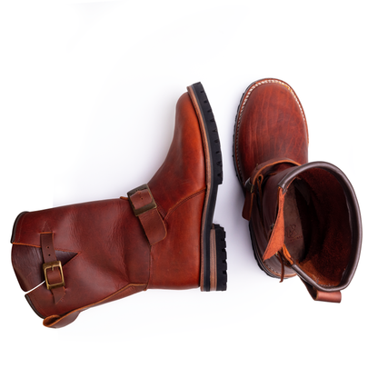 Botas de ingeniero marrones