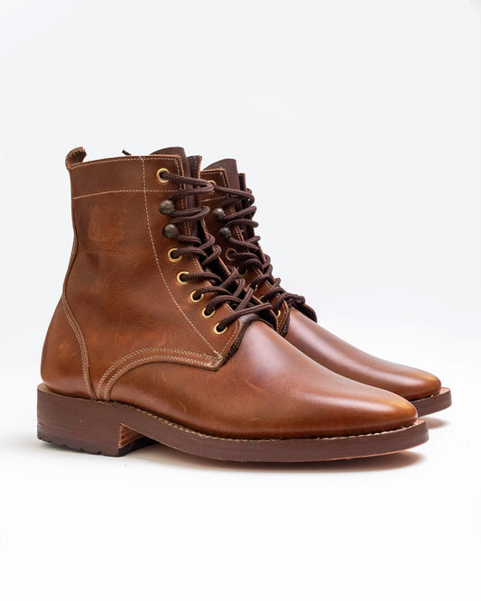 Service boots 8.5D
